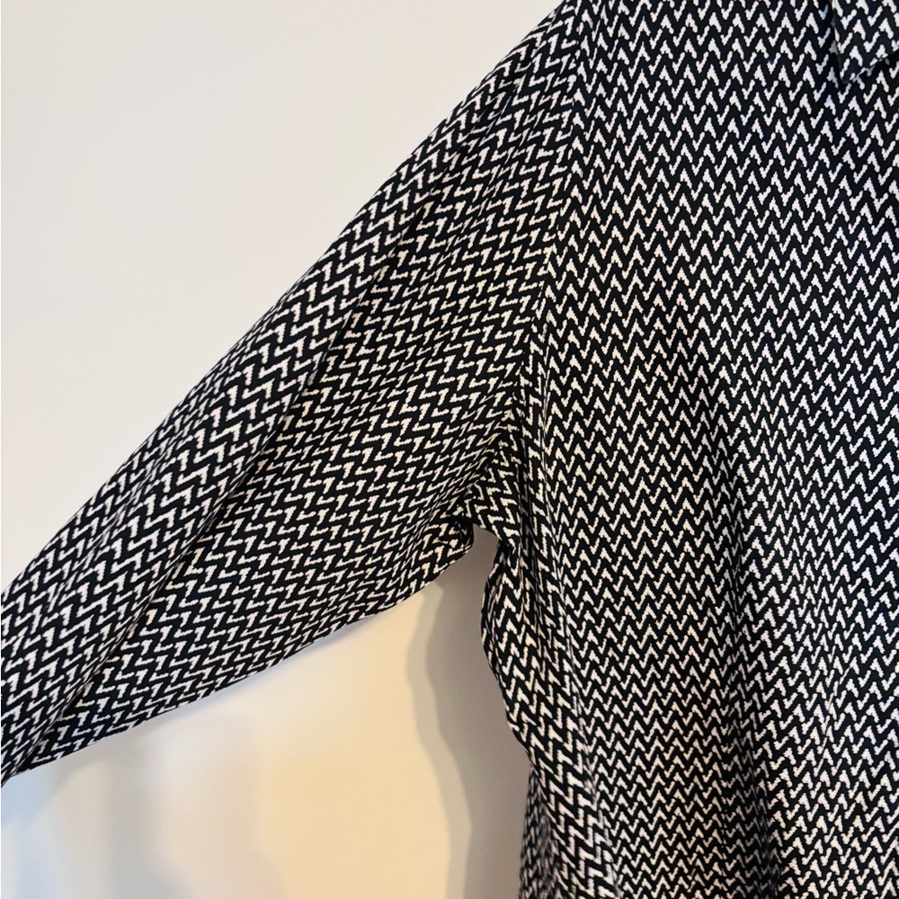 Chicos Black Patterned Button Up Long Sleeve Blou… - image 3